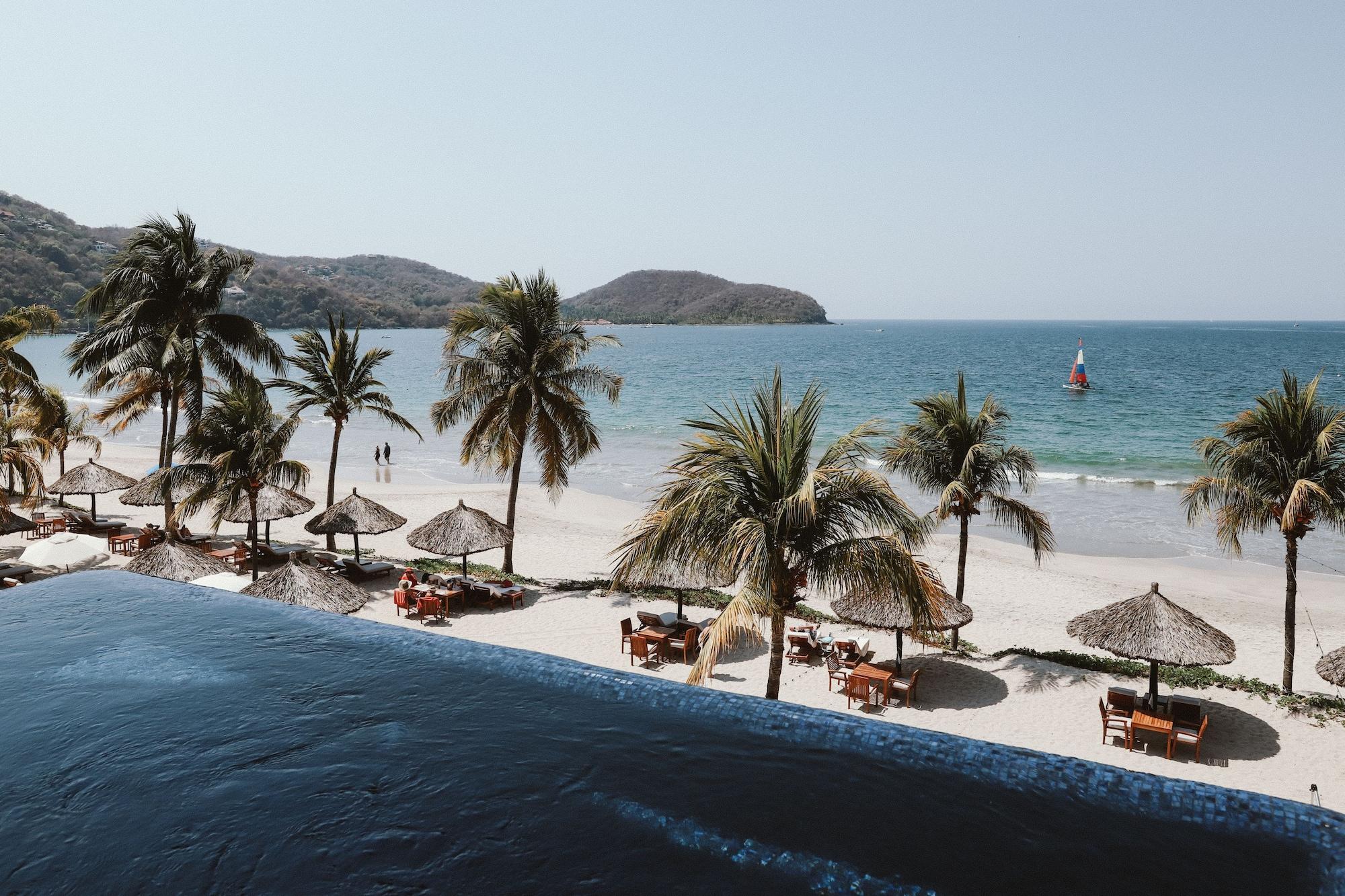 Thompson Zihuatanejo, A Beach Resort, By Hyatt Exterior photo