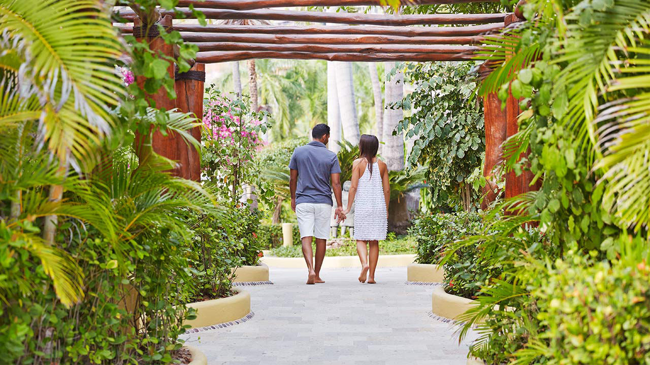 Thompson Zihuatanejo, A Beach Resort, By Hyatt Facilities photo