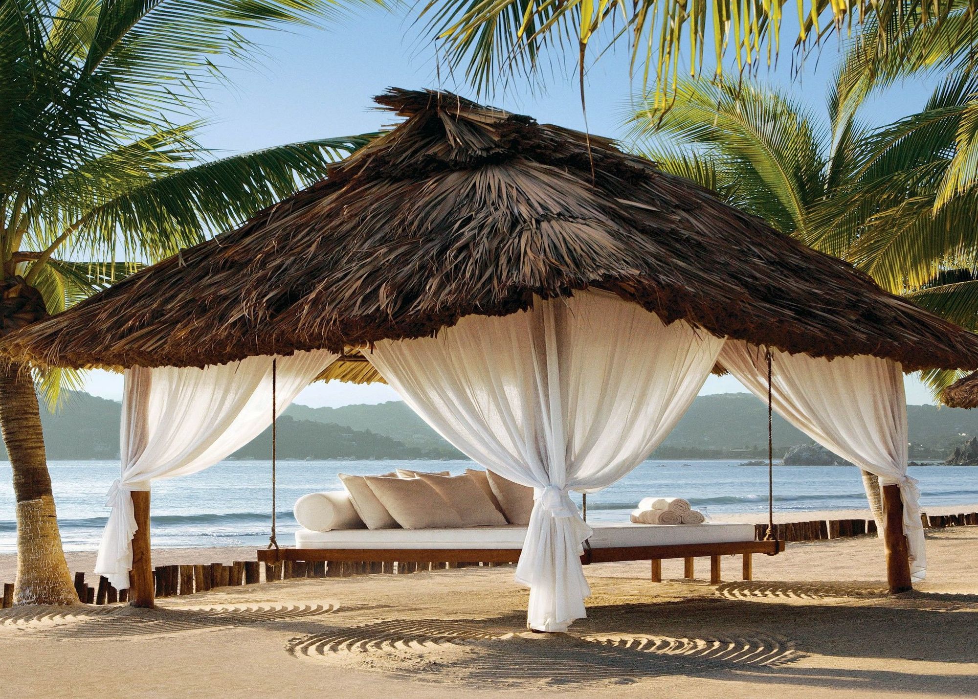 Thompson Zihuatanejo, A Beach Resort, By Hyatt Exterior photo